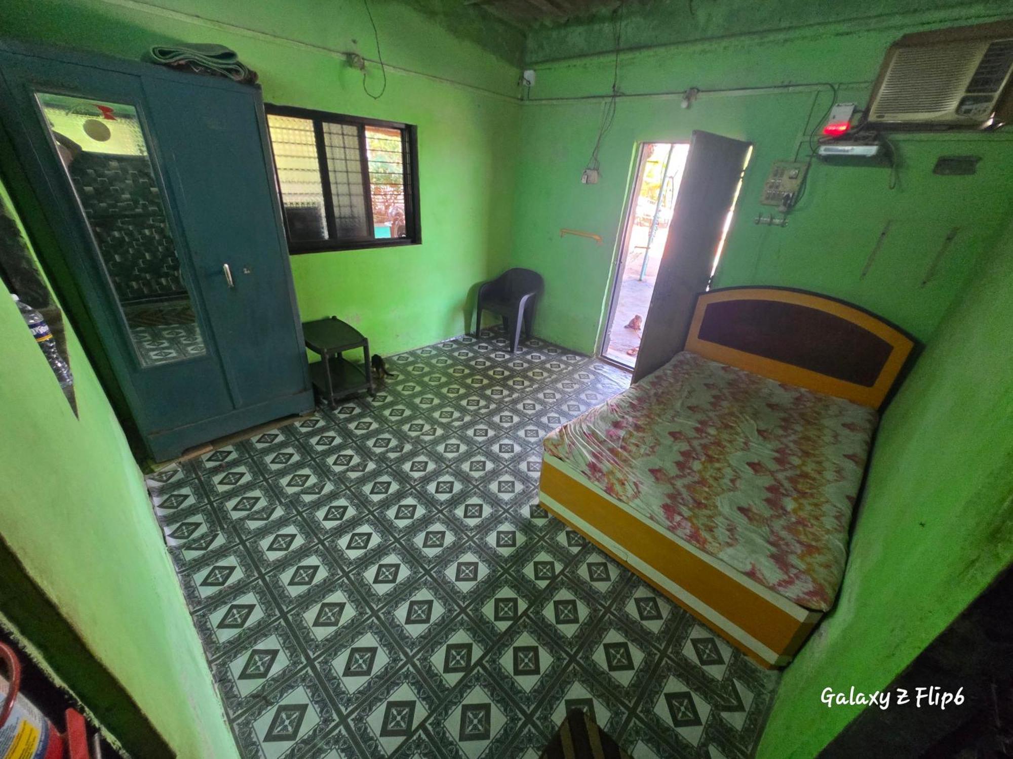 Sea Touch Beach Resort Harihareshwar Pokoj fotografie